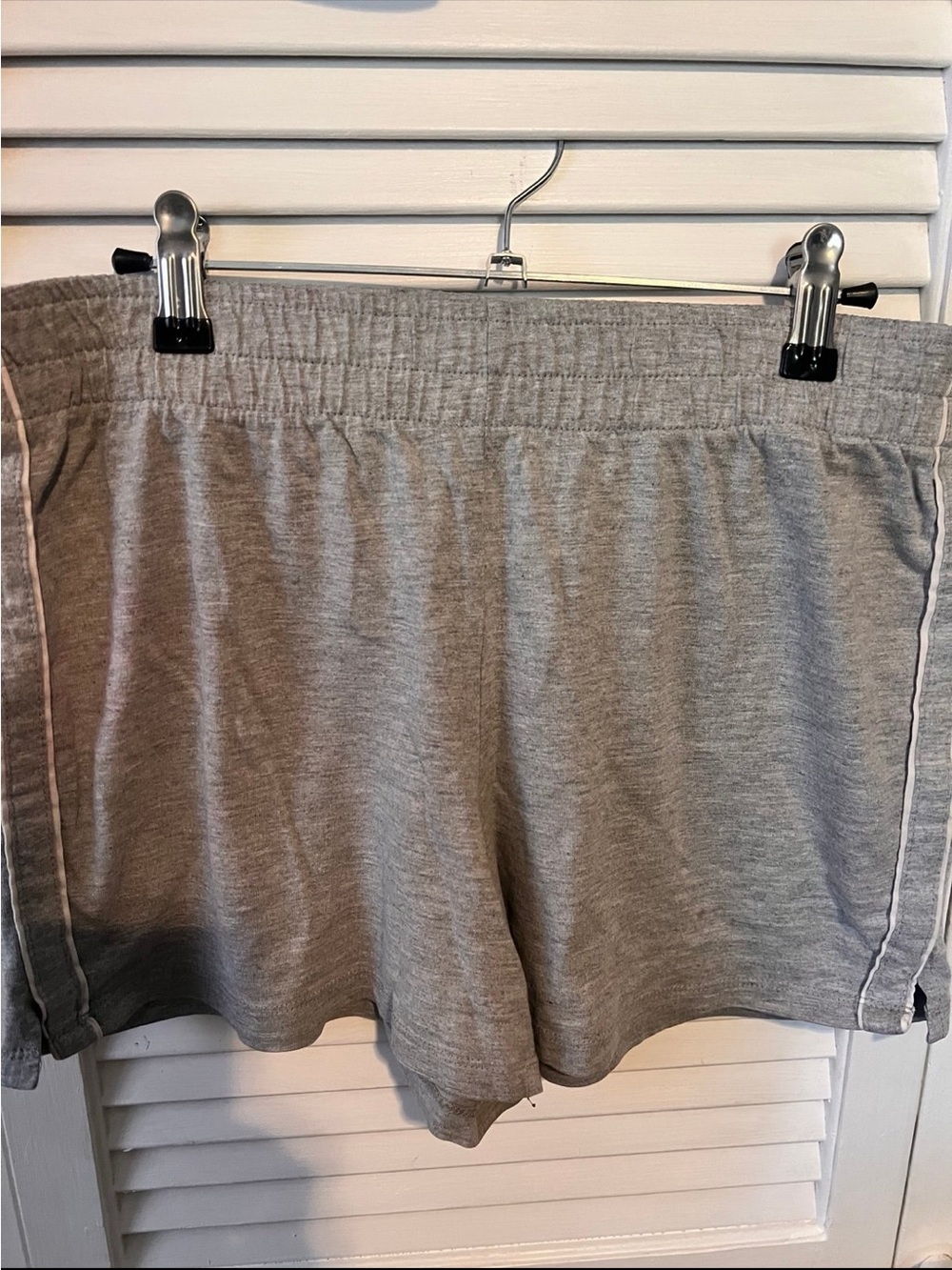 Women’s Gray shorts Size M